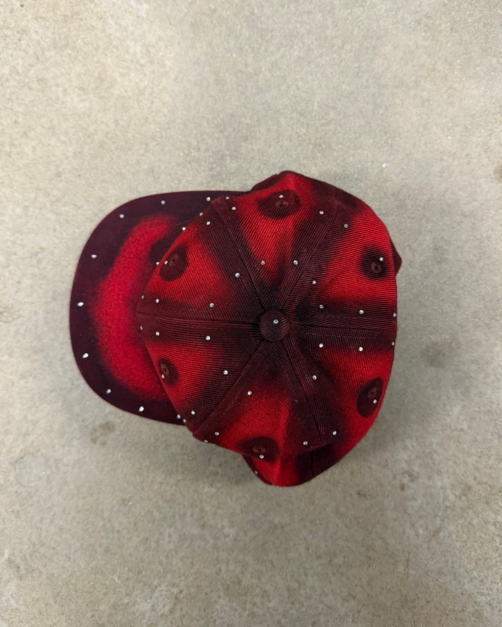 NOUCHI X KMORPH - RED RHINESTONE CAP