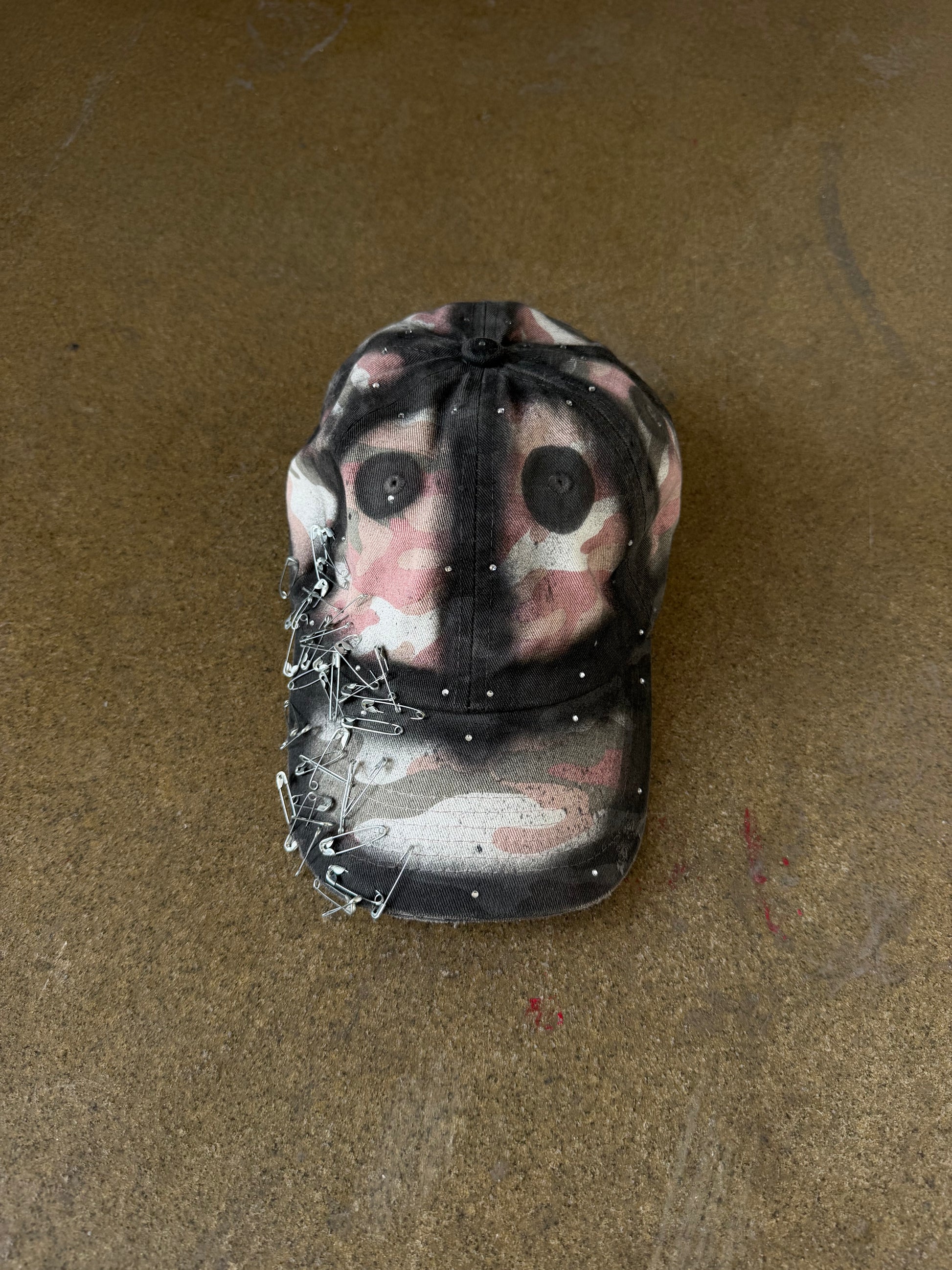 NOUCHI X KMORPH - 1OF1 PINNED RHINESTONE PINK/GREY/WHITE CAMO CAP