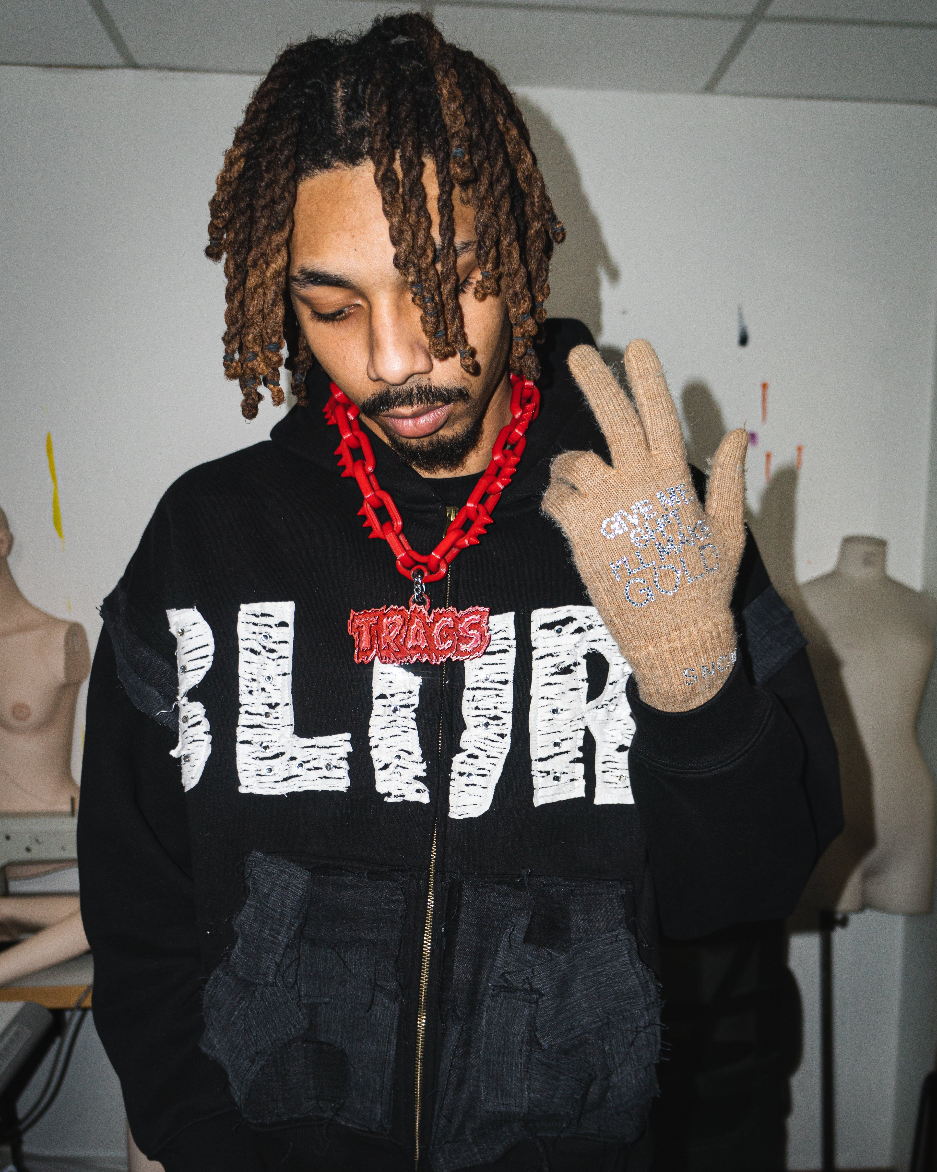 NOUCHI X KMORPH - 1OF1 BLACK ZIP HOODIE "BLURR"