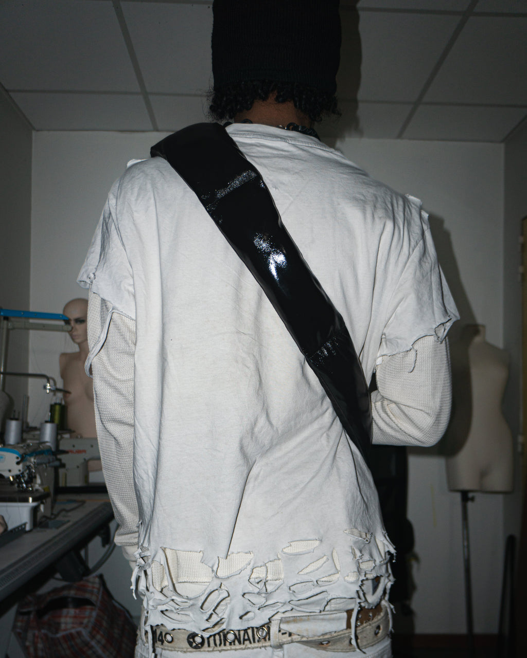 NOUCHI X KMORPH - 1OF1 OFF WHITE SCRATCHING LONGSLEEVE