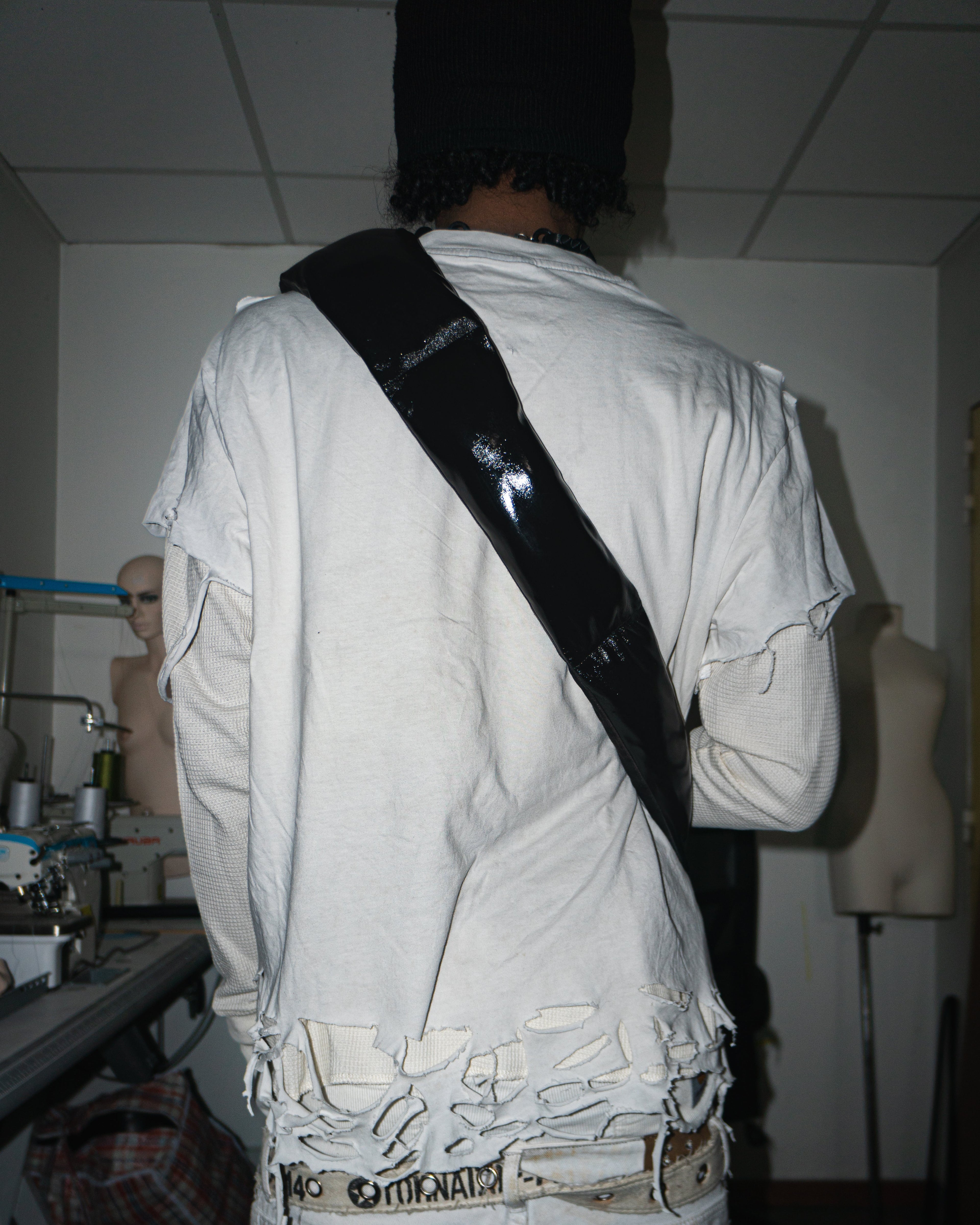 NOUCHI X KMORPH - 1OF1 OFF WHITE SCRATCHING LONGSLEEVE